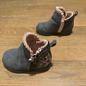 Dr Scholl's Hayzel Gray Ruffle Bootie - Toddler Size 4
